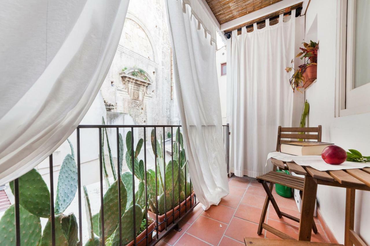 Lusso Al Duomo Di Ortigia Apartment Syracuse Bagian luar foto